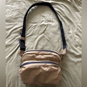 Baggu Dark Khaki Fanny Pack NWOT